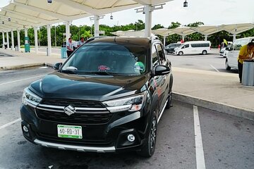 Private One-Way Cancun Airport Transfer: to Akumal Half Moon Bay 