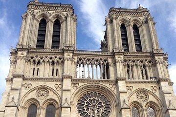Paris: Walking Tour of Notre Dame Island with Visit Option