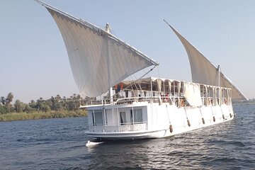9 Days Cairo pyramids dahabiya