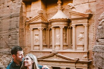 Amman Private Transfer To Multiple Destinations By Minivan
