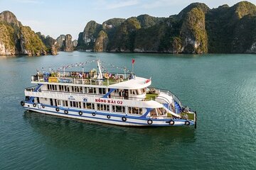 Best Seller Halong Bay Deluxe Day Tour: Lunch, Cave & Island