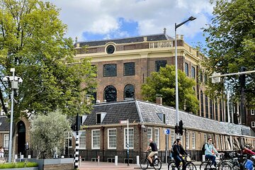 Private walking tour Amsterdam Jewish Heritage 