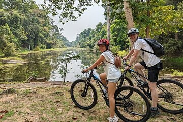 Cycling the Angkor Temples - Siem Reap Daily Cycling Tours