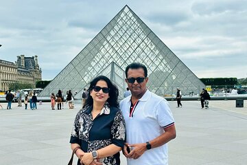  One Way Private Transfer to Louvre Musuem