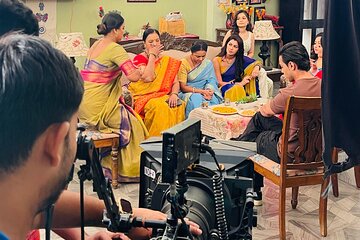 Bollywood Sightseeing and Celebrity Homes Tour by Private Car