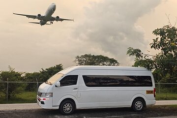 Private Transfer From Liberia Airport To Tamarindo