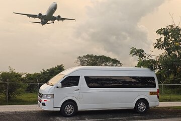 Private Transfer From Liberia Airport To Penas Blancas
