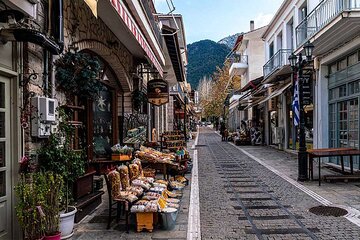 Athens to Kalavryta Private Transfer