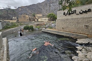 Private Full Day Tour To Nakhal Rustaq And Hot Springs