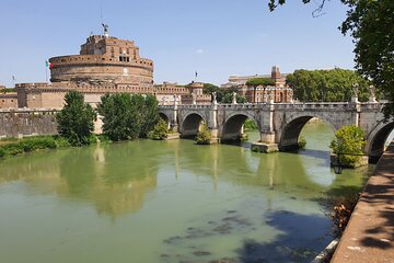 Castle Sant'Angelo Hadrian's Tomb Private Guided Tour with Maria