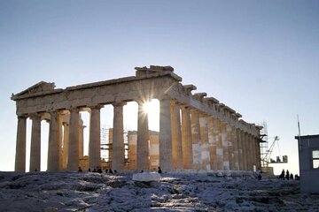 Acropolis + 300 Spartans with ^ Leonidas battlefield, day tour