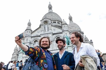 Explore Montmartre of the Impressionists with an Actor Guide