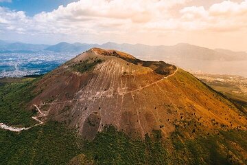 From Naples: Pompeii and Vesuvius Crater Experience with Lunch