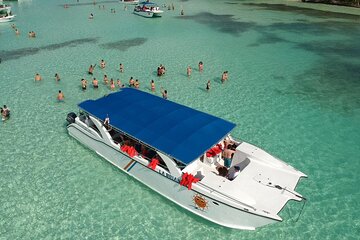 Bayahibe Catamaran: Isla Saona Cruise with Lunch & Open Bar