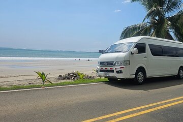 Private Transfer From Liberia Airport to Hotel Arco Iris