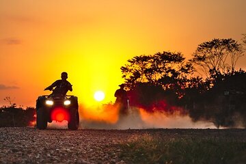  Royal Quad Safari Trip with Dinner & oriental show in Hurghada