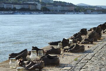 Free Walking Tour in Budapest to the Shoes Memorial