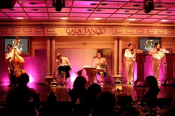 Gala Tango Lessons with Dinner and Show