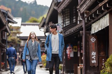 One Way Bus: Tokyo to Takayama via Mt. Fuji 5th Station