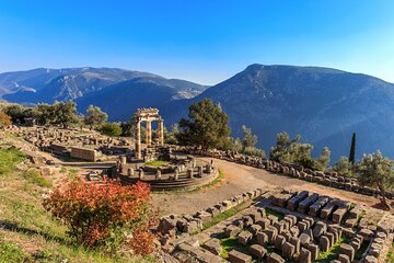 Athens to Delphi Private Transfer