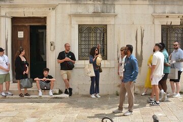 Venice Walking Tour with Gondola Ride Experience