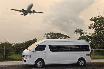 Private Transfer from Liberia Airport to Tamarindo Diría