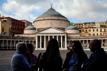 The Royal Palace and the Spanish Quarters Tour with Expert Guide