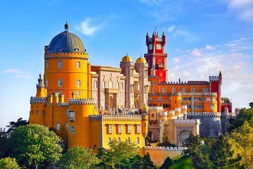 Sintra, Pena, Regaleira , and Cascais Guided Day Tour from Lisbon