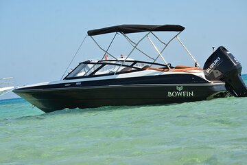 Private 4-Hour Speedboat Tour with Snorkeling and Island 