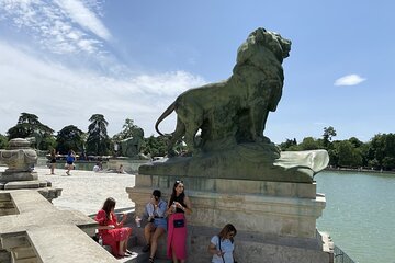 Magnificent Madrid Self-guided Tour for Kids &Families in English