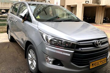 Mumbai Airport Drop via Toyota Crysta SUV