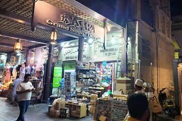 Old Dubai Walk, Souk, Street Foods, Al Fahidi and Al Seef Tales 