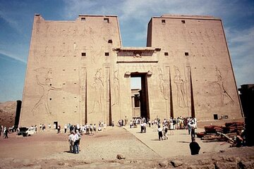 Private VIP Day Tour in Luxor East and West bank 