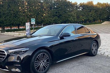 Luxury Private Night Transfer from Fiumicino to Rome City Center