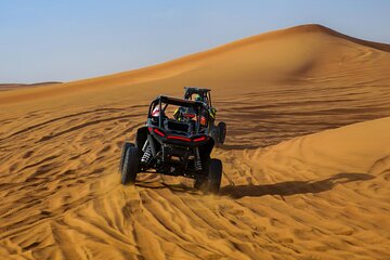4 Seater Buggy Experience in Dubai Sand Dunes