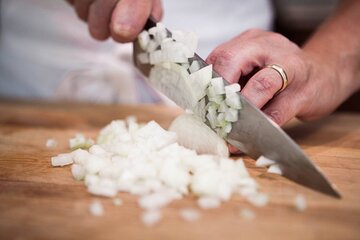 Tapas & Wine Pairing Class in Barcelona