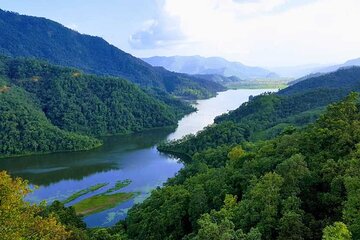 Pokhara Nature Bus Tour Begnas, Rupa and Zoological Park