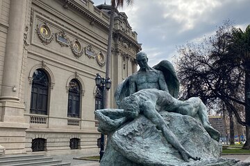 Santiago City tour like a local