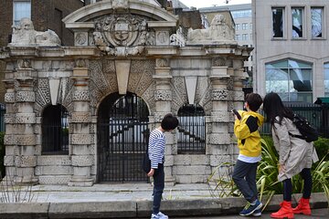 Self-Guided Tour of Old Madrid for Kids and Families in English