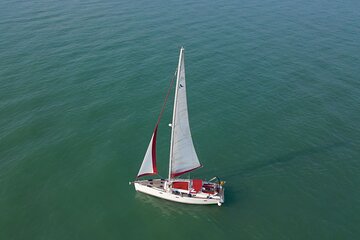 Venice Boat Tour with Aperitif and Music on a Sailing Boat