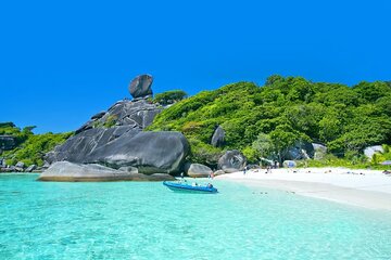 Lazy Similan Islands : Catamaran, Snorkeling & Lunch in Paradise