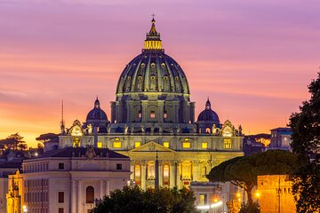 Exclusive Vatican Museums & Sistine Chapel Guided Tour by Evening