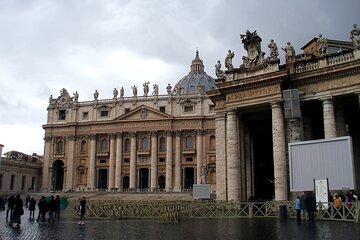 St. Peter's Basilica, Dome Climb, and Underground Tour in Rome