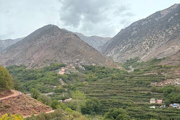 Visit remote Berber village and mountain cooking class 