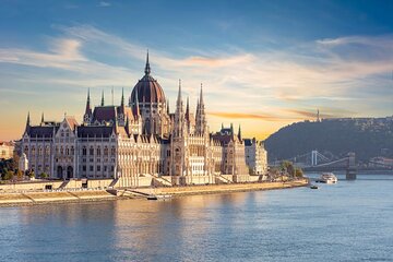 3 Days Exploring Budapest with Hotel Stay & All Transfers