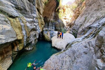 Sinkhole, Fins & Wadi Tiwi Explorer: Swim, Hike & Scenic Views