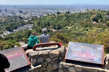 Los Angeles Private Mulholland Drive Scenic and Santa Monica Tour