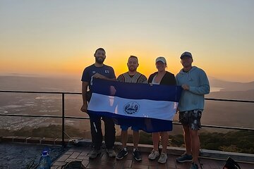 San Salvador Hiking Tour to Scenic Viewpoint of the City