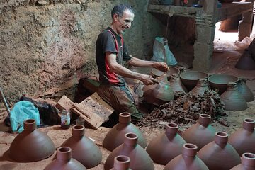 Moroccan Pottery Workshop in Mzouda with Tea Tasting