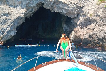 Full Day Private Boat Tour of Amalfi Coast from Positano